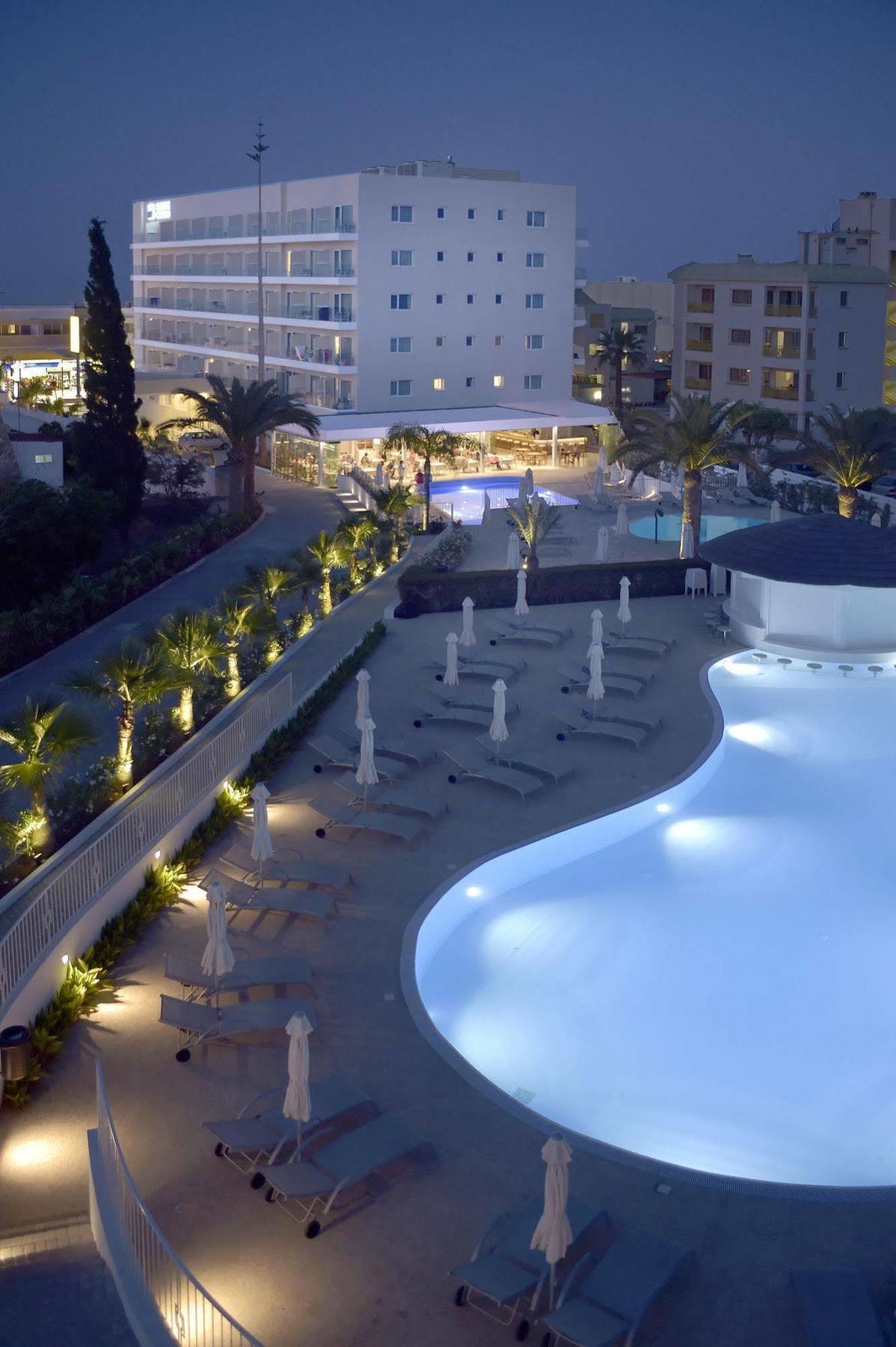 Hotel Sunrise Gardens